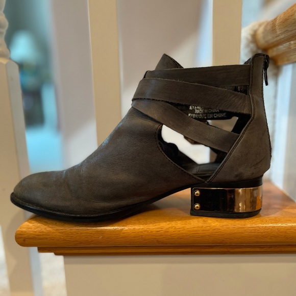 Jeffery Campbell | Everly - AS IS - Picture 9 of 16